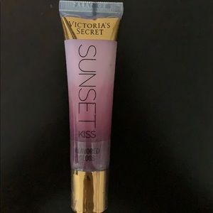 Victoria Secret lip gloss
